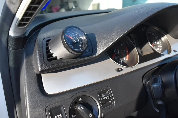 B6 Passat Driver Side Vent Pod – 2005 – 2010